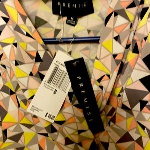 BRAND NEW Print sleeveless blouse